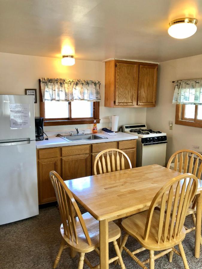 Miller'S Cottages Ontonagon Buitenkant foto